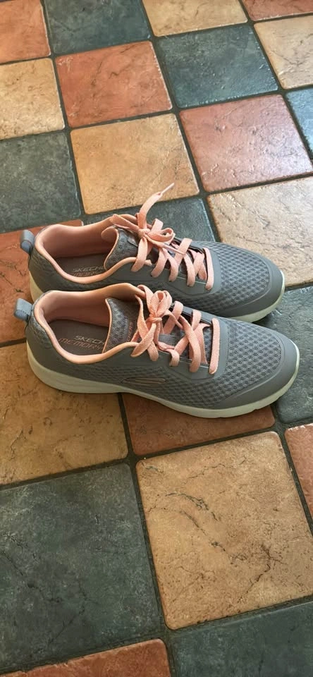 Womens sketcher running shoes - photo 2