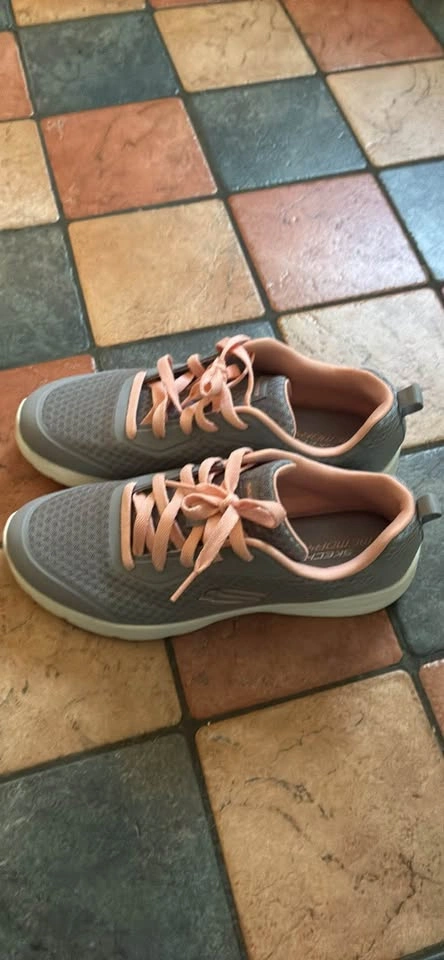 Womens sketcher running shoes - photo 4