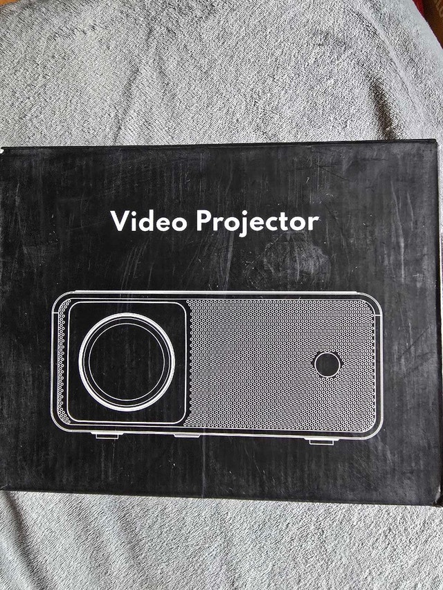 Video Projector HD