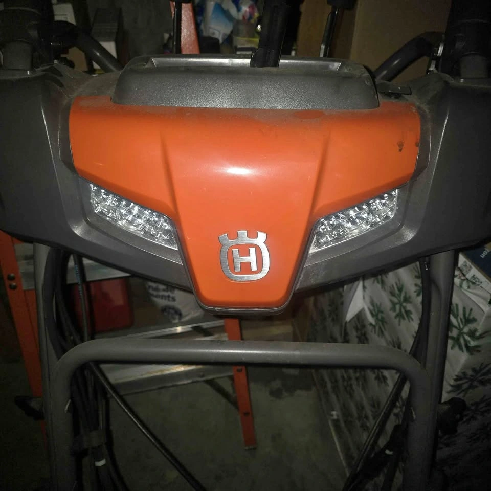 Husqvarna ST227P Snow Blower