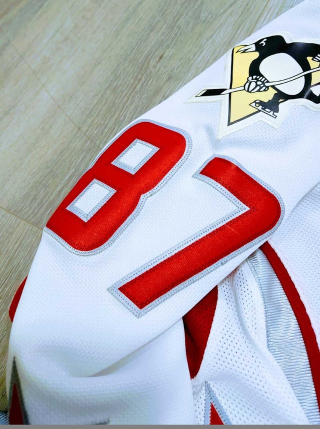 2007 Grail Dallas All Star Autographed Sidney Crosby Jersey - photo 4