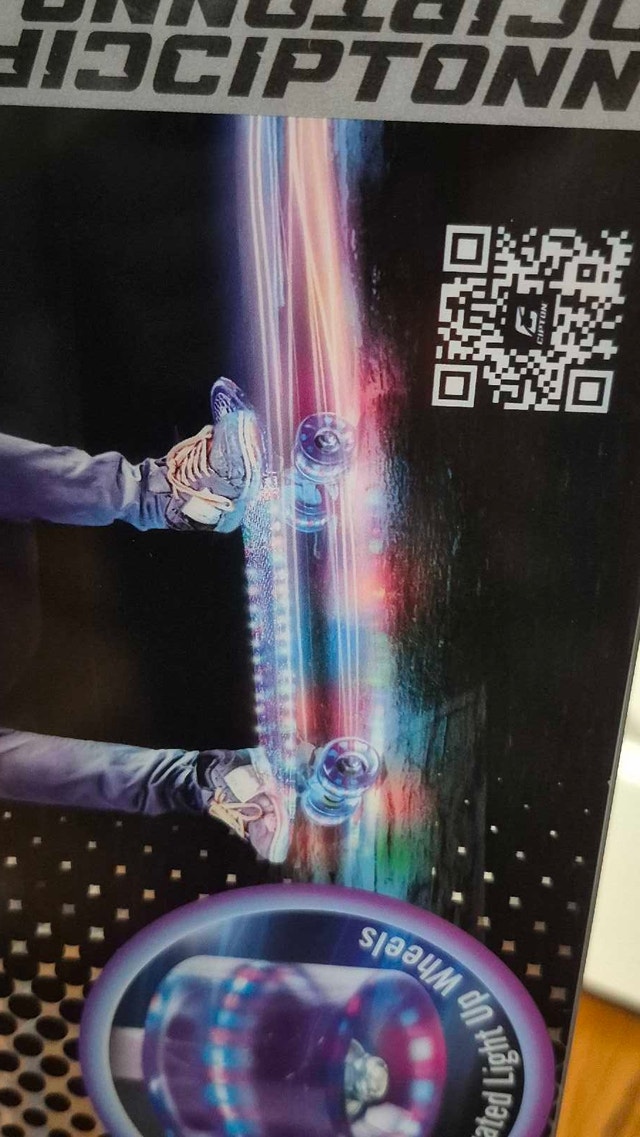 New LIGHT UP Skate Board - BRAND NEW IN BOX - photo 4