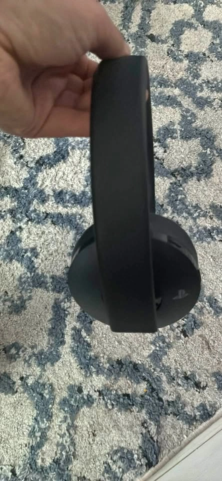 PlayStation headphones adjustable