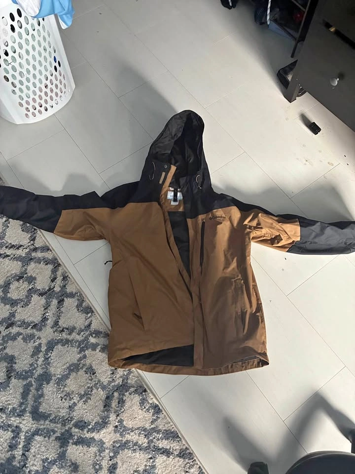 Columbia ski shell/jacket
