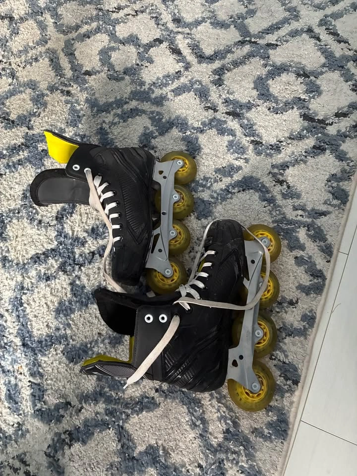 Men’s Bauer Hockey Roller Skates - photo 2