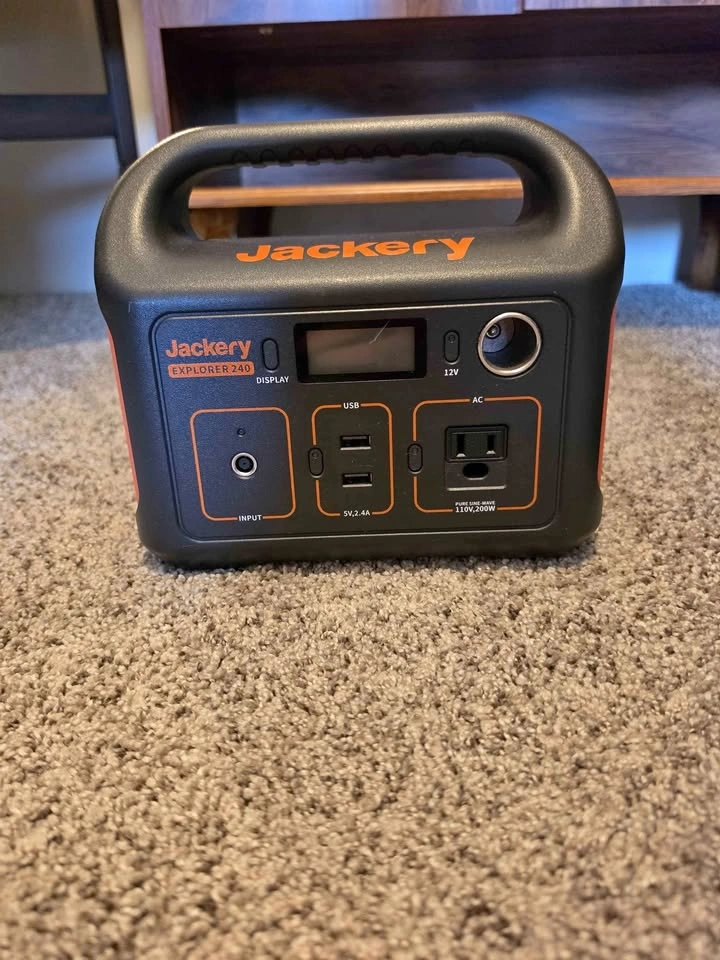 Jackery portable power station
