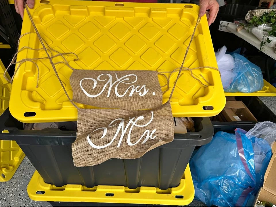 Mr & Mrs chair decor