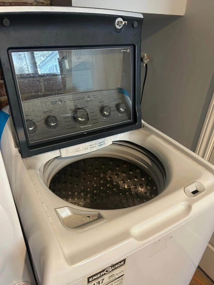 GE Top Load Washer w/ Deep Fill - photo 3