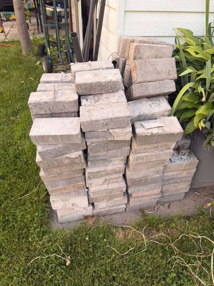 Concrete Paving Bricks - photo 2