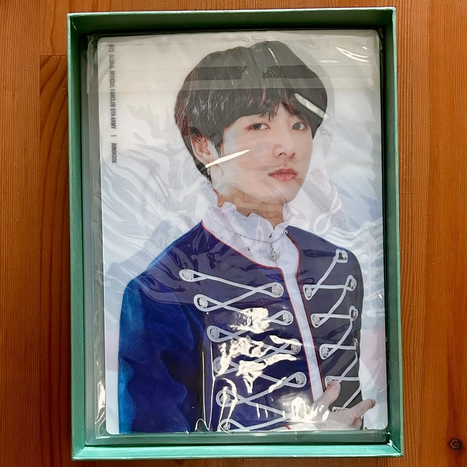 BTS 5th Generation ARMY Membership Kit - photo 4