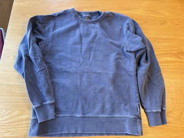 Wind River Sweatshirt - M