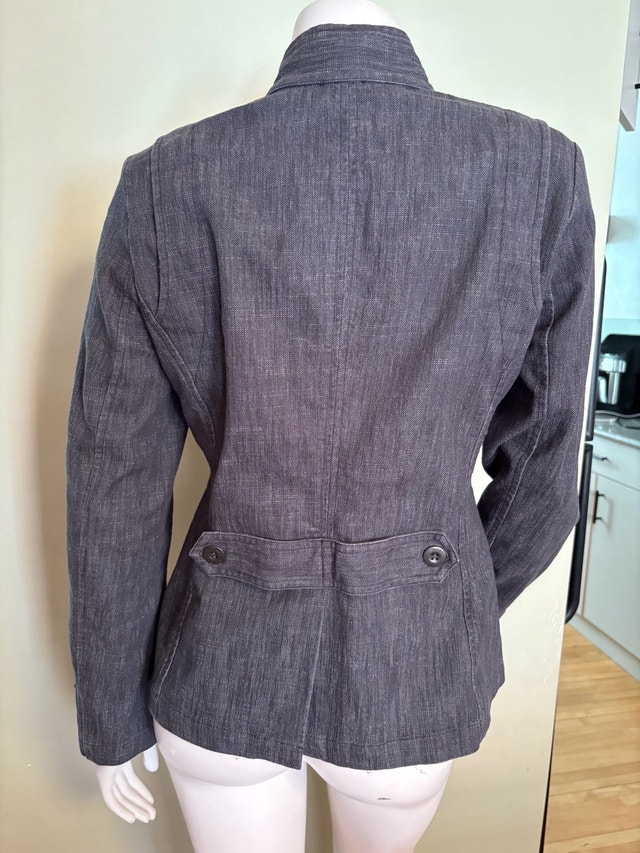 VTG Tilley Tailored Denim Jacket - Size 10 - Made in Canada - photo 2