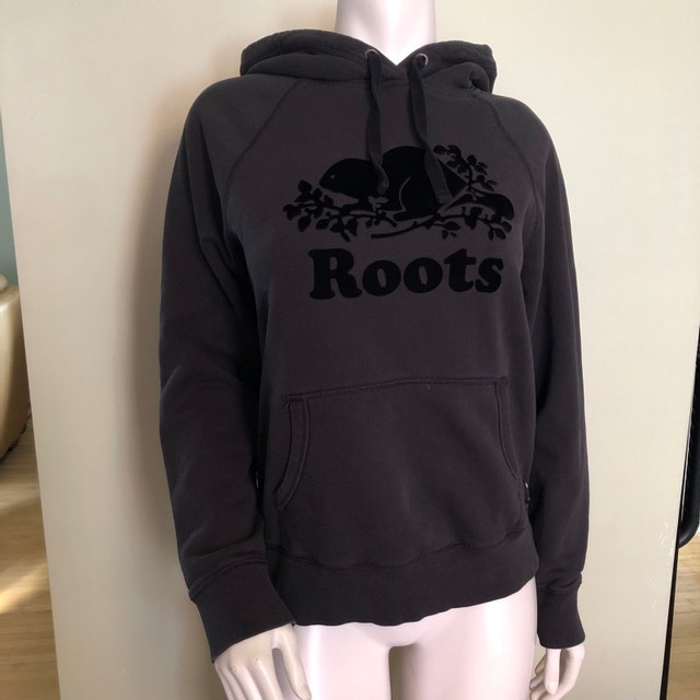 Grey/Black Roots Kangaroo Hoodie - M