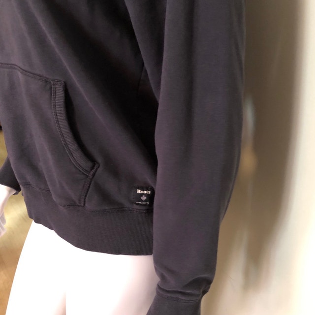 Grey/Black Roots Kangaroo Hoodie - M - photo 3