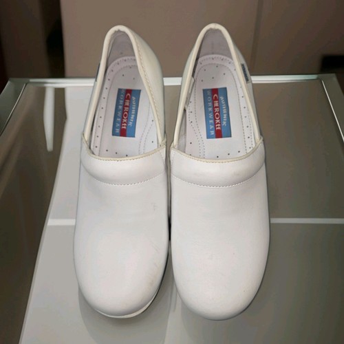 Cherokee Workwear Women's Clog In Size 8 1/2 Solid White