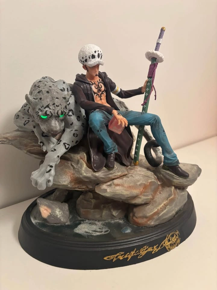 Trafalgar Law Action Figure - photo 3