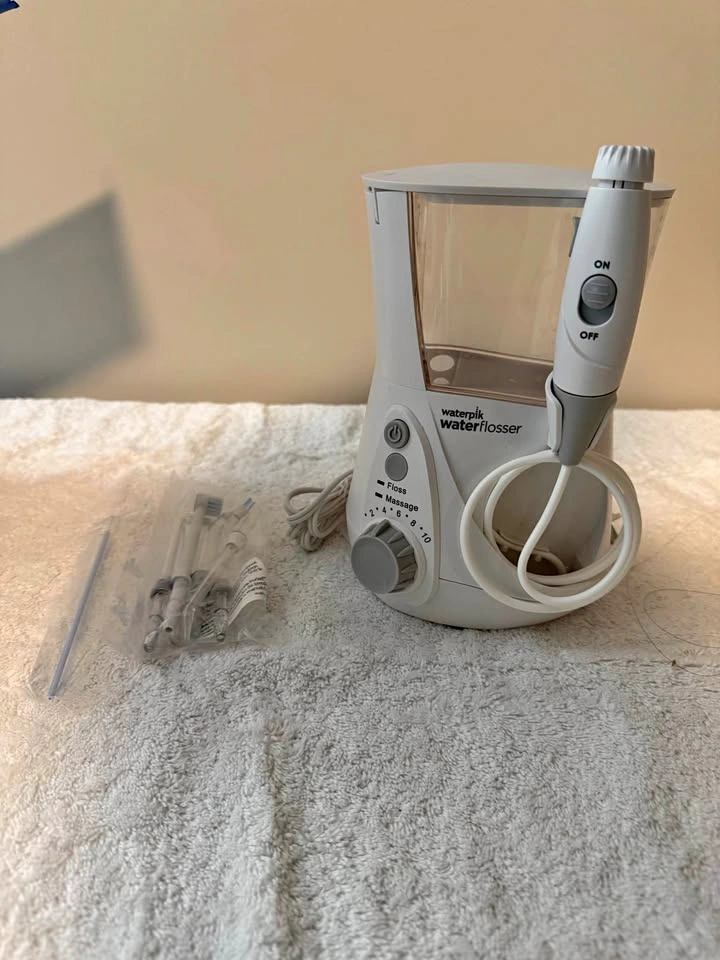Waterpik Aquarius Water Flosser WP-660 – Excellent Condition
