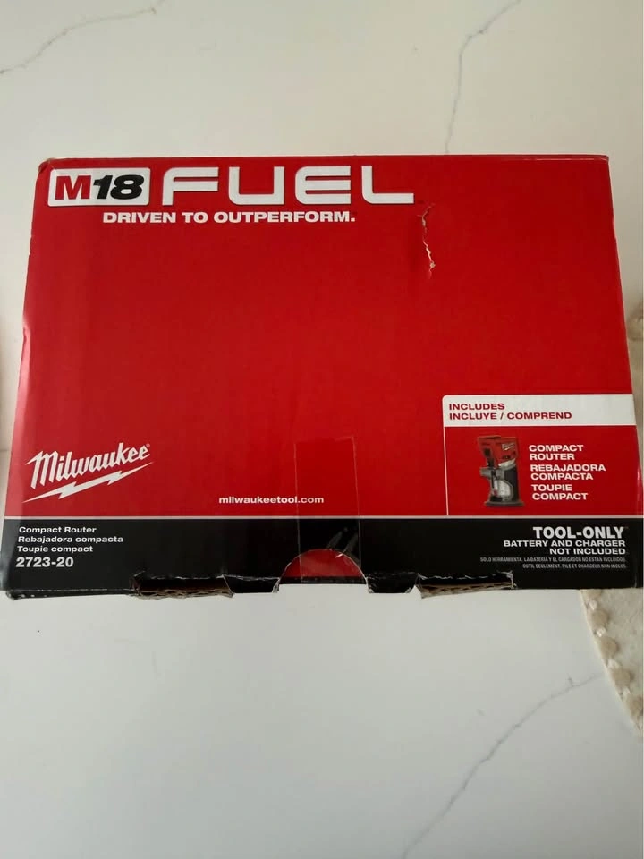 Milwaukee router (tool only) - photo 2
