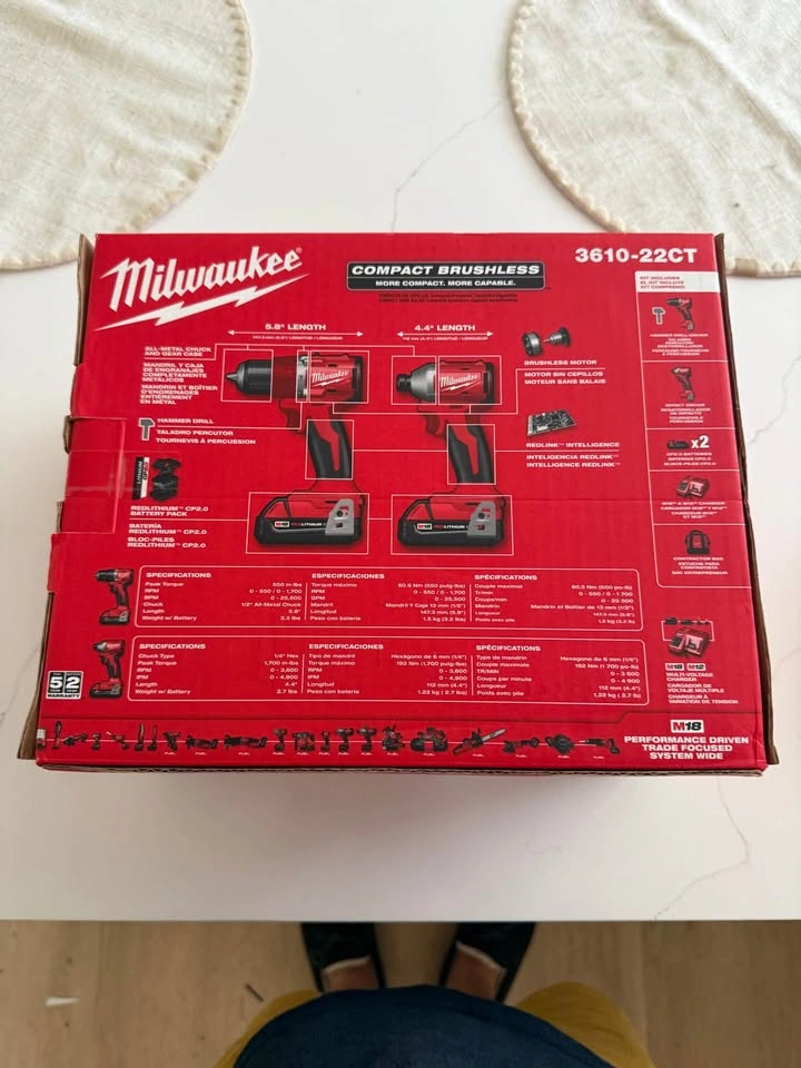 Milwaukee M18 brushless drill set - photo 2