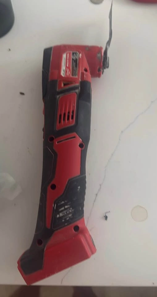 Milwaukee multi tool/ oscillating saw - photo 3