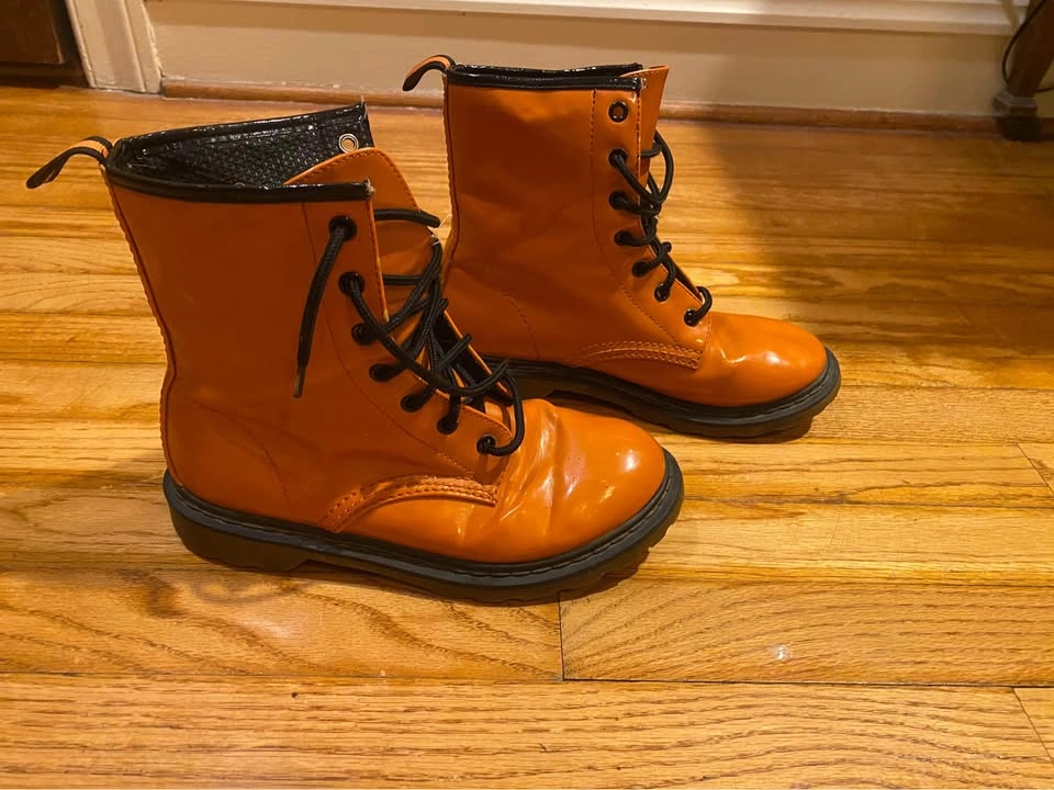 No Boundaries Shiny Orange Combat Boots "Natasha" Size 7 - photo 3