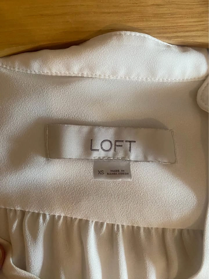 Loft long-sleeve cream blouse, size XS/S - photo 3