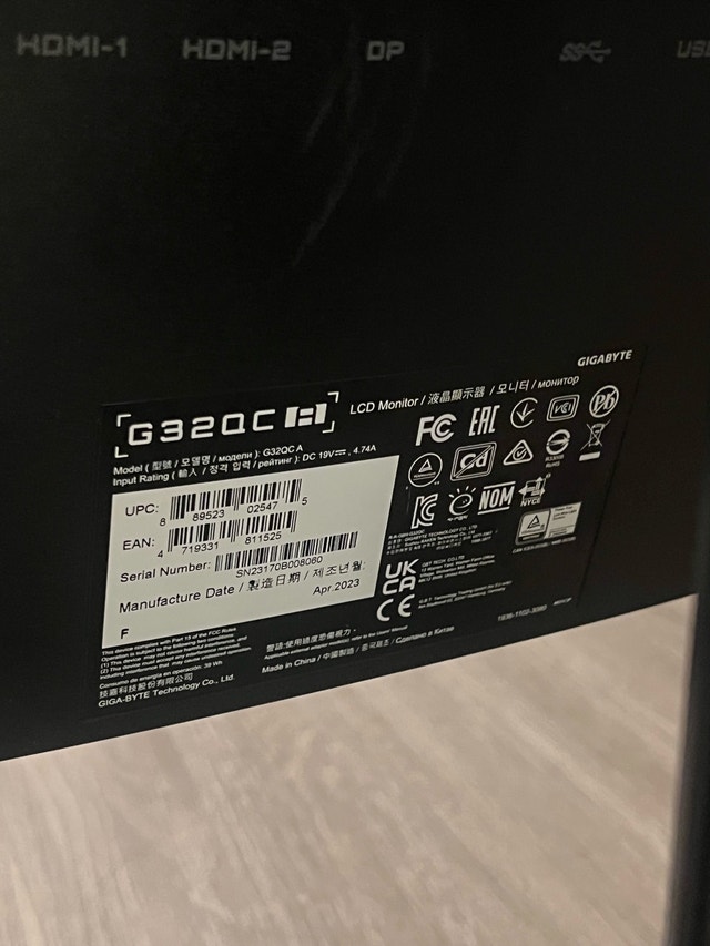 Gigabyte 32’’ 2K 165Hz Curved Gaming Monitor - photo 3