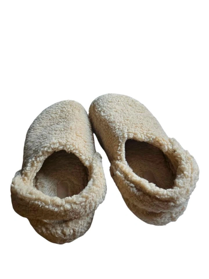 Unisex Crocs Classic Cozzy Slippers Beige Plush House Shoes
