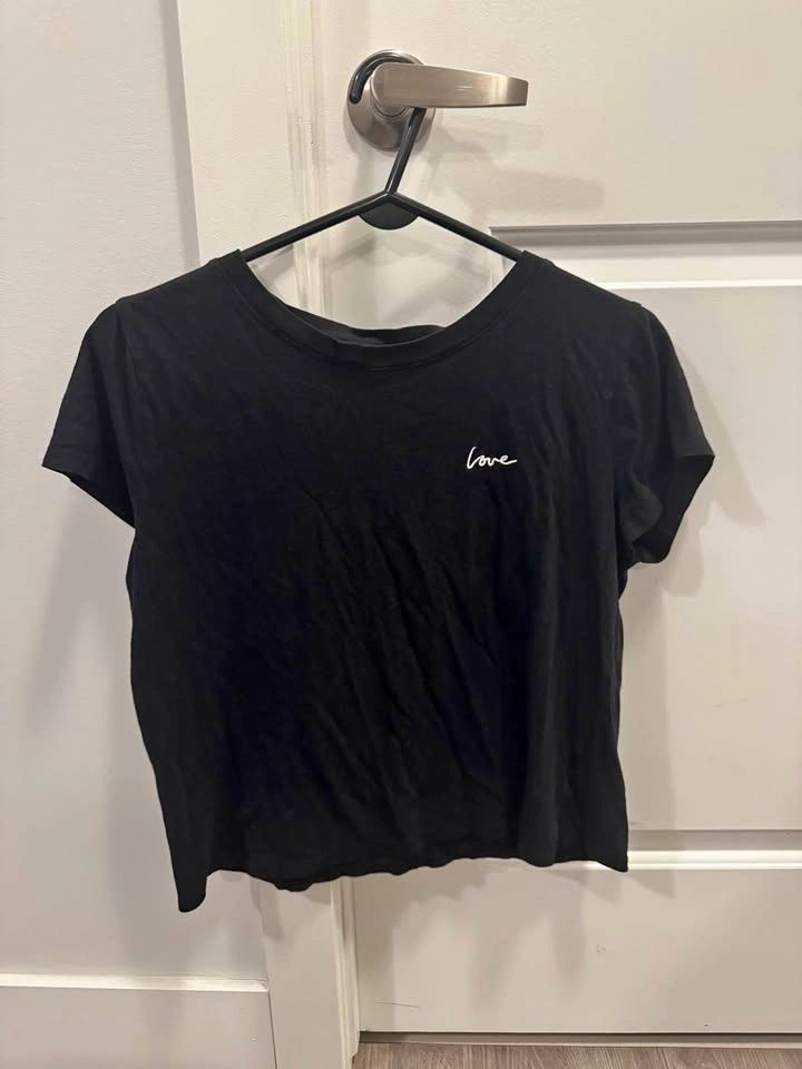 H&M Divided Black 'Love' T-Shirt