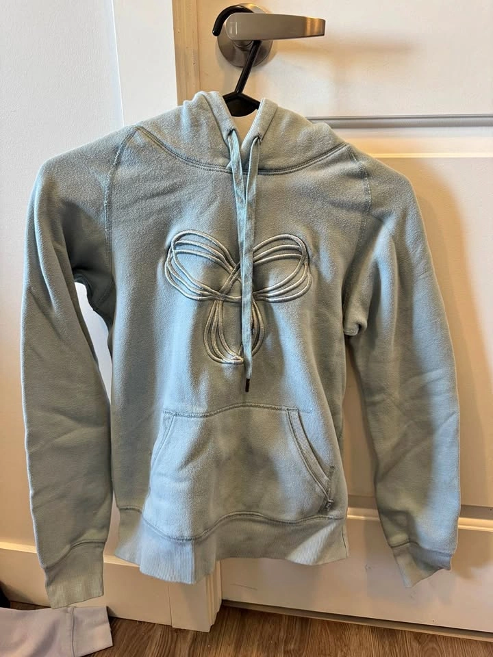 Tna Aritzia Hoodie XS