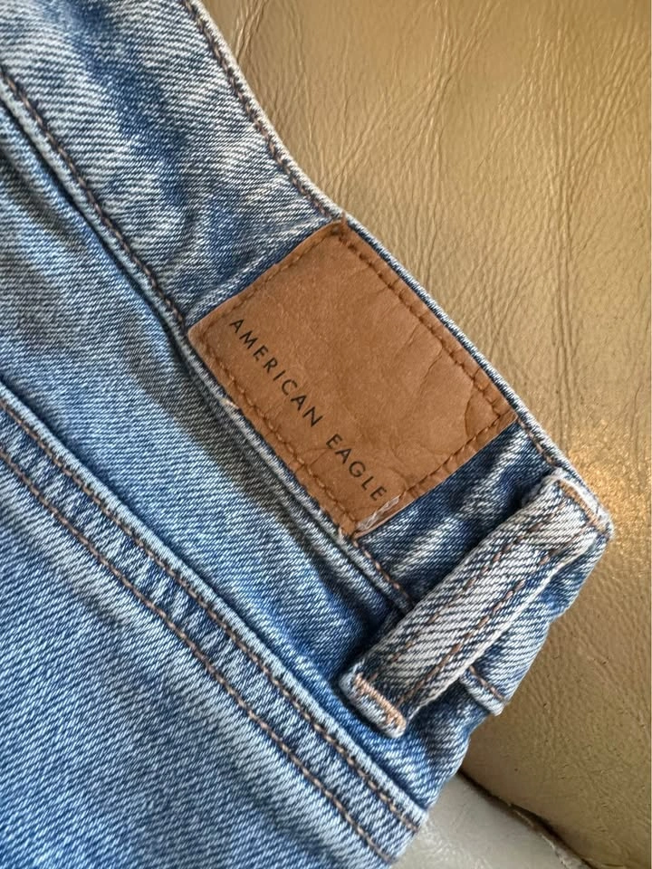 American Eagle Distressed Jeans - photo 3