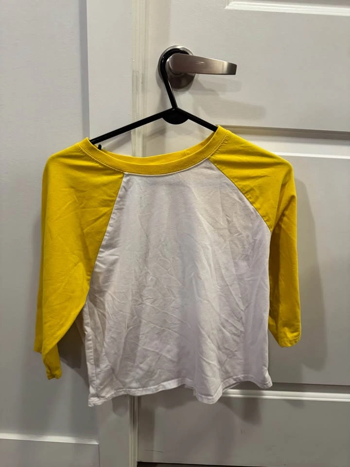 Spirit Halloween Archie Comics Riverdale Vixens Raglan Tee - photo 2