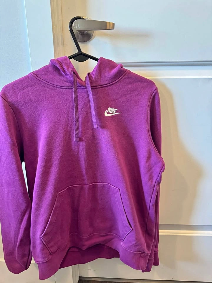 womens purple nike hoodie small
