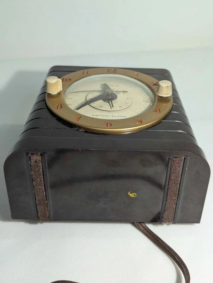 Vintage Bakelite Telechron Switch Alarm Clock - photo 5