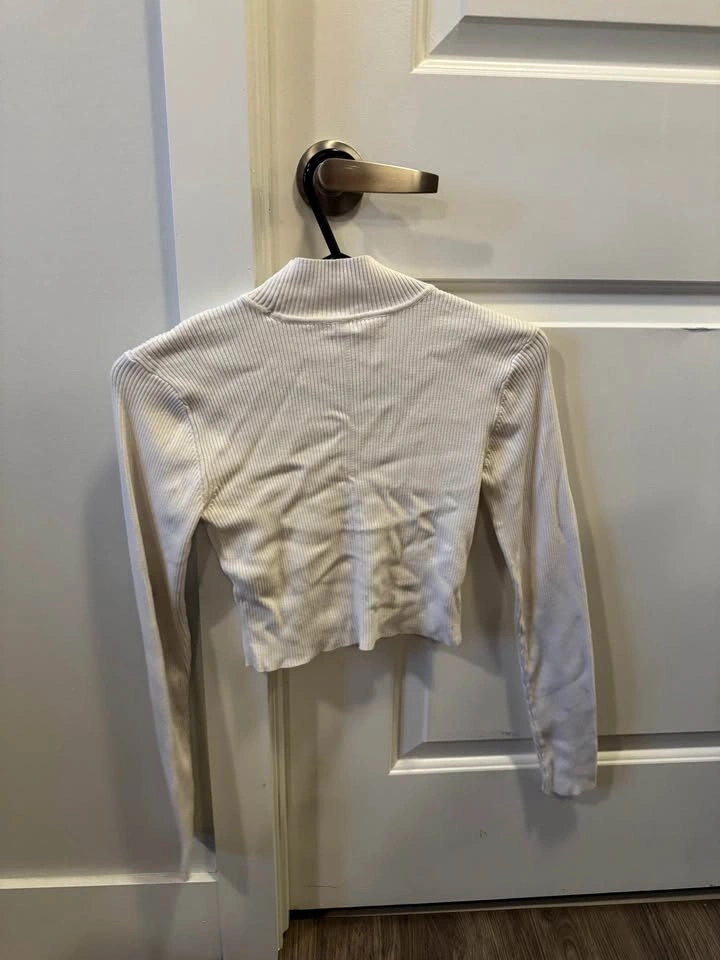 Garage White Ribbed Mock Neck Long Sleeve Crop Top - Small - photo 5