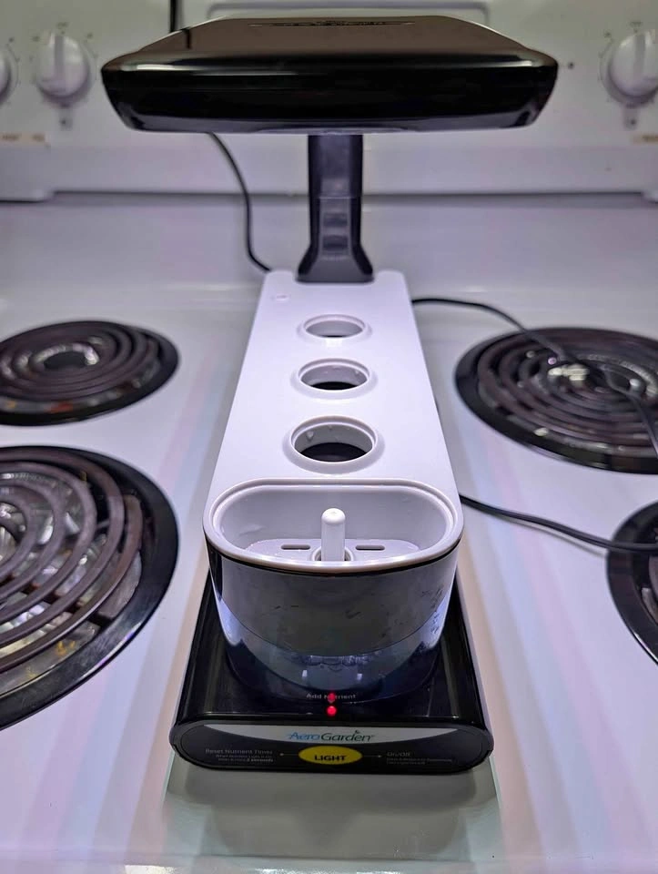 AeroGarden Sprout 3-Pod Hydroponic Garden