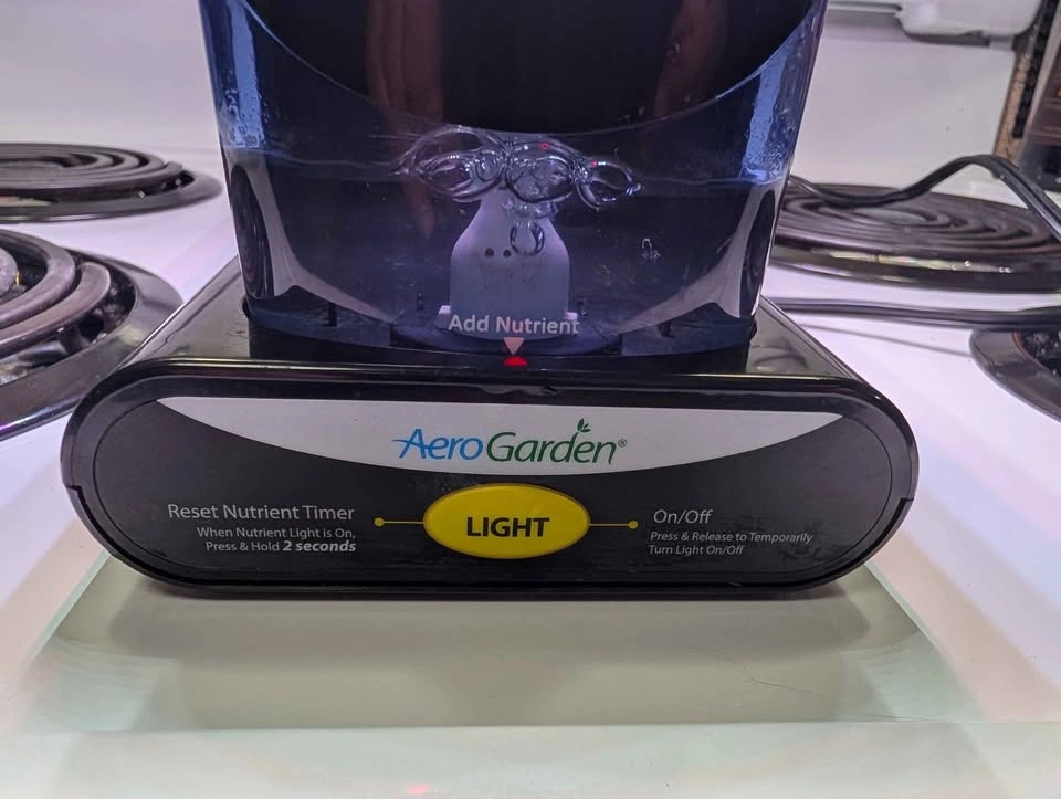 AeroGarden Sprout 3-Pod Hydroponic Garden - photo 4
