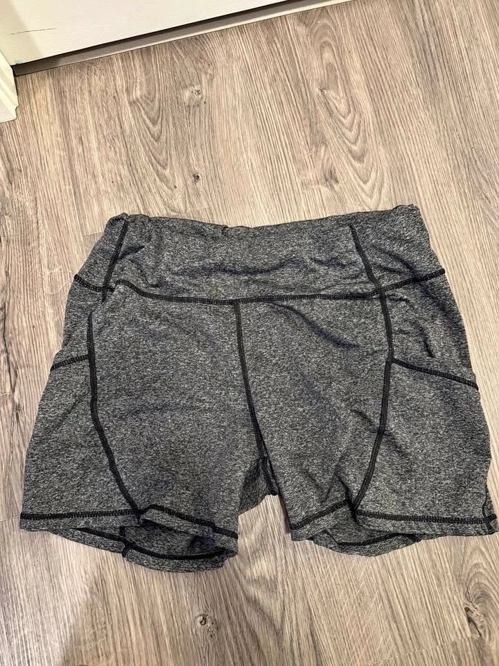 Womens Shein Grey Shorts Size Large