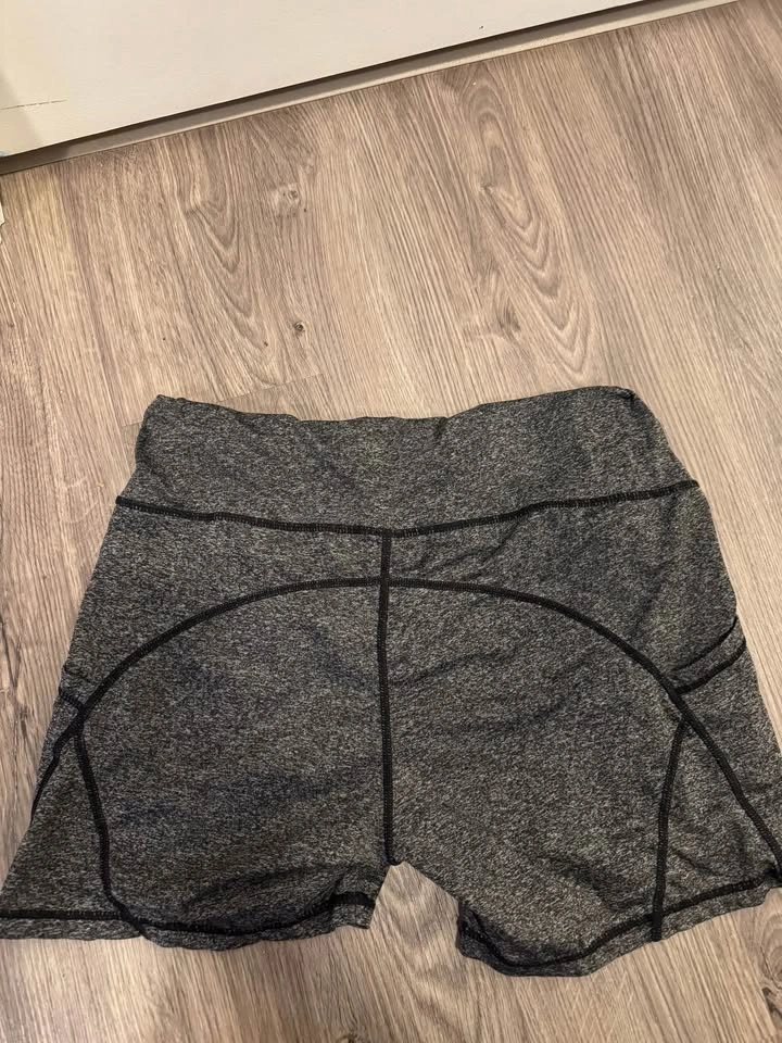 Womens Shein Grey Shorts Size Large - photo 2