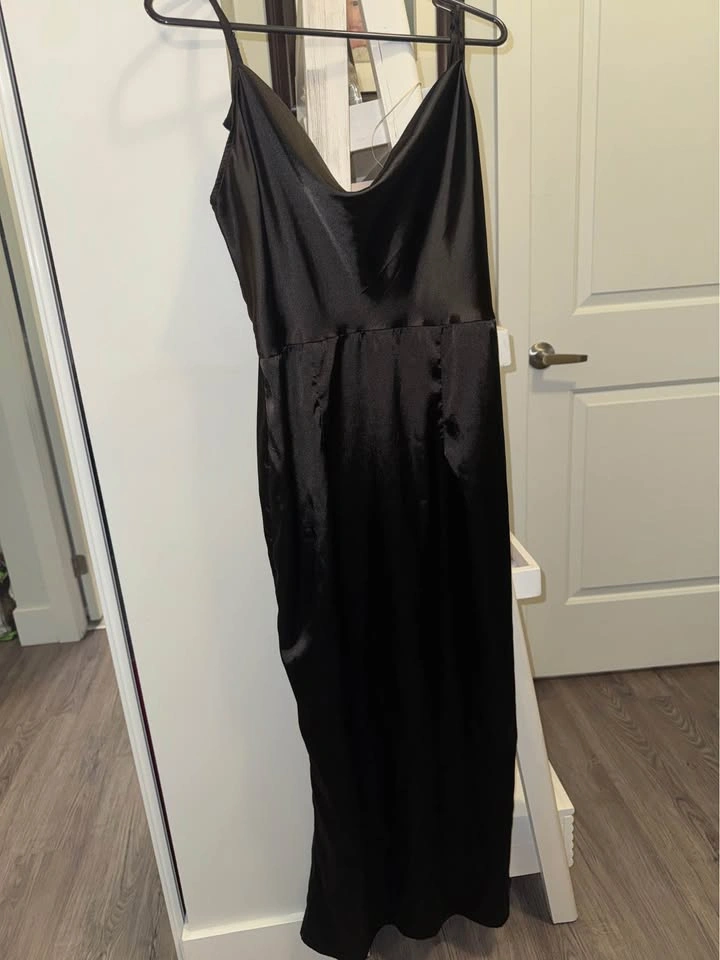 Satin black slim fit Shein dress - photo 2