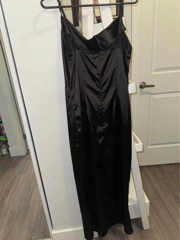 Satin black slim fit Shein dress - photo 5
