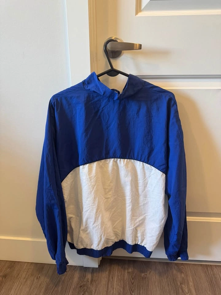 Garage blue and white windbreaker jacket size medium/large - photo 3