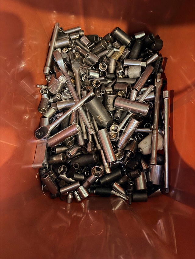 Lg MAXIMUM Socket & Ratchet Lot – SAE & Metric – Impact & Chro