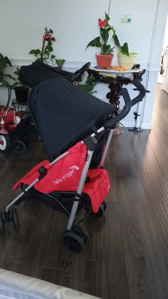 Baby Jogger Vue Reversible Seat Stroller - photo 3