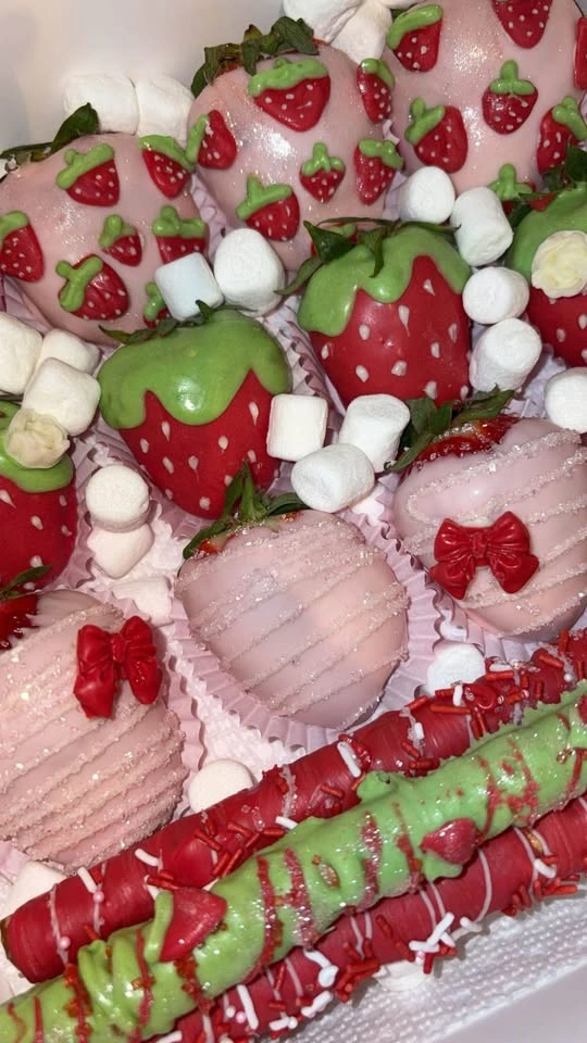 Chocolate Covered Treats: Strawberries, Pretzels, and Cakes - photo 2