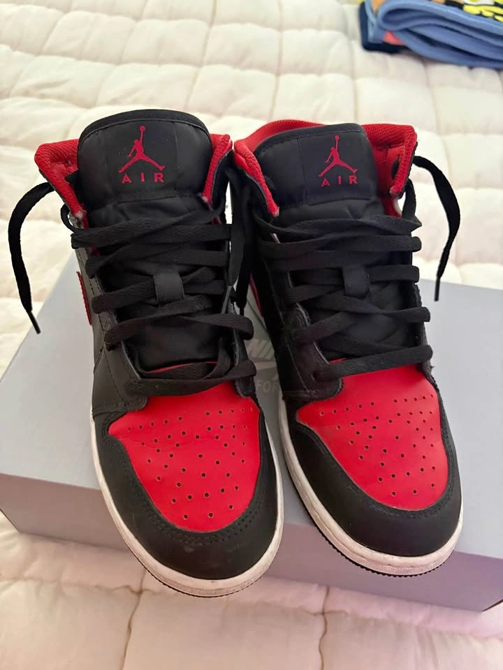 Jordan 1 Mid Bred Twist