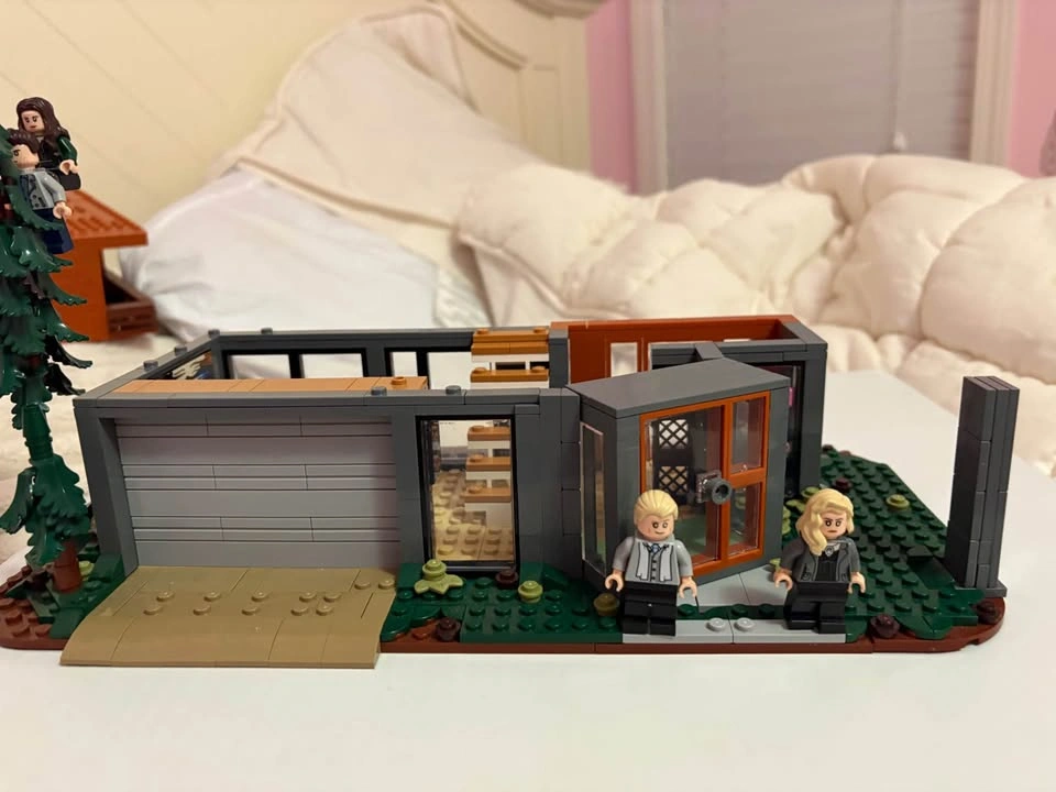 PRE BUILT lego twilight Cullen house - photo 3