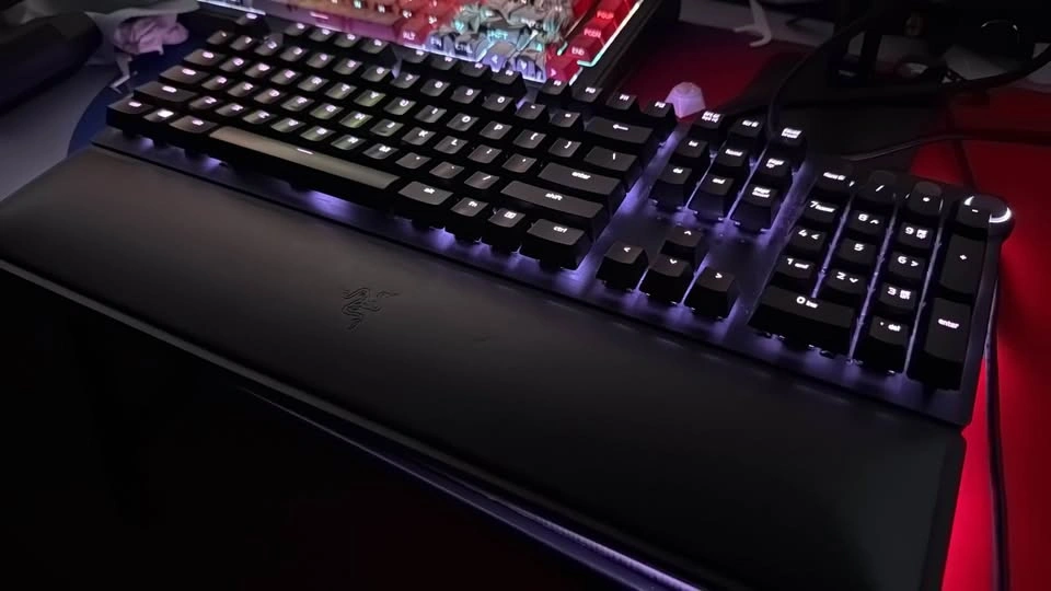 USED Razer Huntsman Elite Mechanical Gaming Keyboard - photo 2