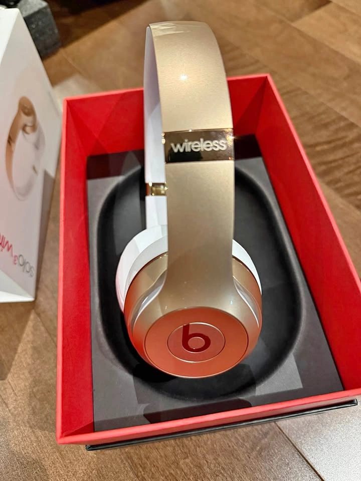 OPENBOX, NEW Beats Solo 3 Wireless Headset