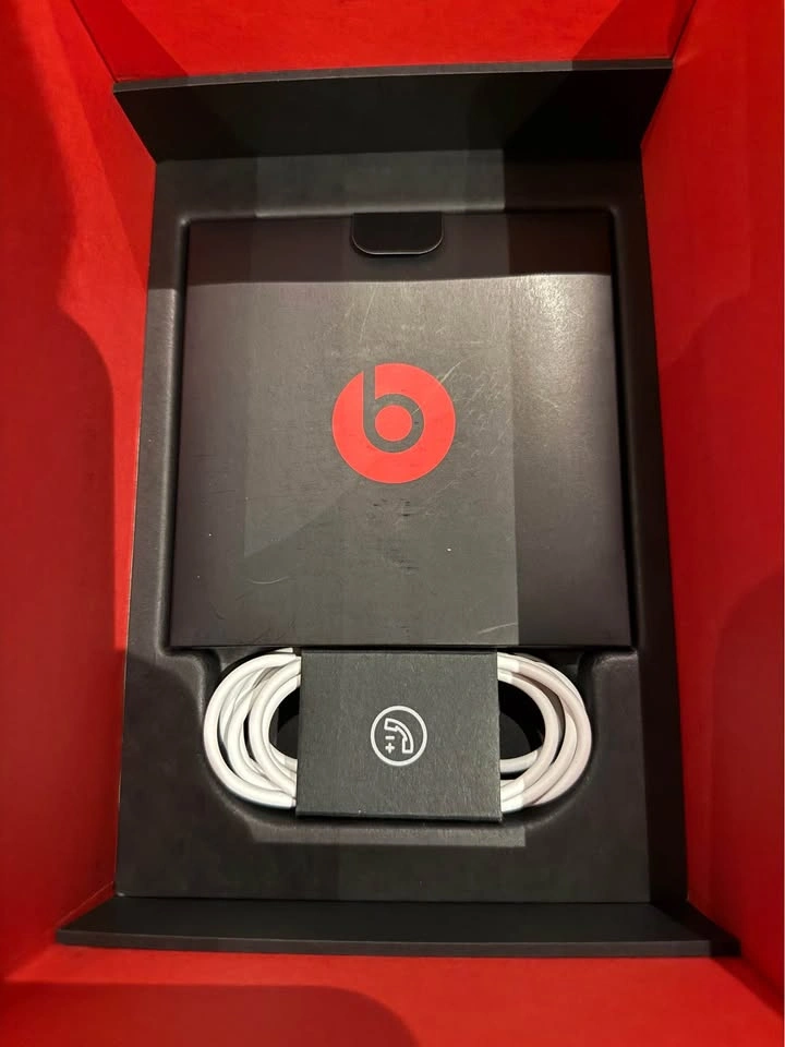 OPENBOX, NEW Beats Solo 3 Wireless Headset - photo 4